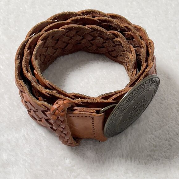 BKE BUCKLE Woven Leather Western Belt Sz M Brown Medallion Buckle Adjustable - Picture 4 of 9